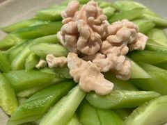 胡椒油青瓜桃仁-椒爱水煮鱼川菜(月星环球港店)