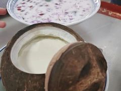 -黄师奶甜品店