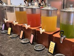 -亚龙湾希尔顿自助餐厅·海鲜·烧烤·沙滩BBQ·现场乐队