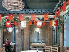 -头上红煨盐鸡·非遗院子餐厅