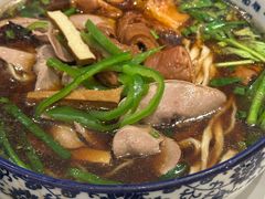 -镇南锅盖面馆(解放路店)