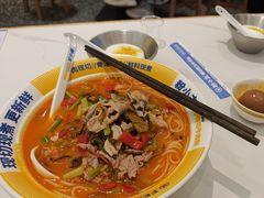 -粉小主·贵州酸汤牛肉粉(南京仙林金鹰店)