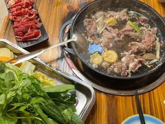 -金鼎雪山牦牛杂火锅(理县总店)