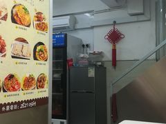 -缅华南国小食店