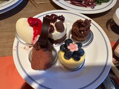 -咖啡苑自助餐厅·中国大饭店