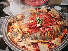 -辣尚瘾·烤鱼·新川菜(牡丹园直营店)