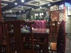 大堂-老兰家传统烧烤炒菜泡馍(小南门店)