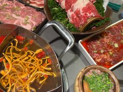 -楠小云·云南鲜菌·鲜牛自助火锅(九眼桥店)