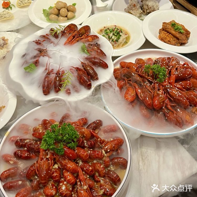 洛阳!夏天的快乐被我找到了!!小龙虾吃到爽!