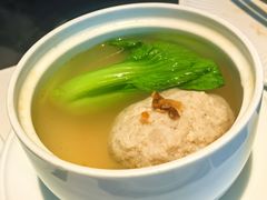 扬州蟹粉狮子头-翡翠江南(国贸商城店)