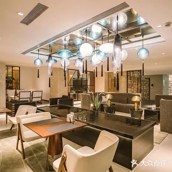 大隐于市静安暻阁酒店，环境清幽，人均¥150享酒店招牌日料