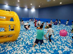 -重庆际华园室内极限运动中心