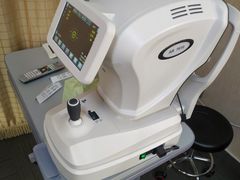 -优医视平价眼镜蔡司依视路折扣工厂店(十里堡店)