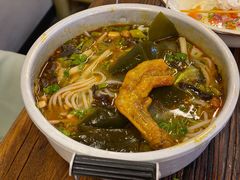 -丽丽三鲜螺蛳粉(田林路店)
