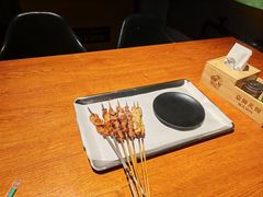 -京狮炙燥·精酿烧烤(首经贸店)