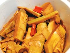 -渝是乎川渝小炒(新世界百货望京店)