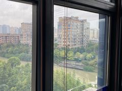 -菲拉拉漫温泉(东环路店)