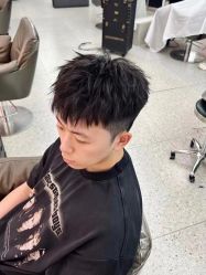 -Kraemer Paris  苏豪路易士·嘉玛发廊
