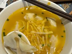 -笑来喜馄饨小笼工坊(江阴店)