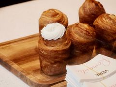 -VERIE BAKEHOUSE