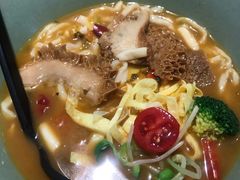 香辣牛杂面-陳八两面家(滨江天街店)