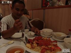 金唐龙虾伊面-金唐海鲜酒家