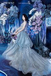 点击看大图 -Renee芮亦婚纱