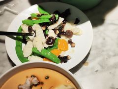 -雀蓝川菜(奥体广场店)