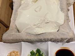 一块豆腐-95号酱骨·一块豆腐(展春园西路店)