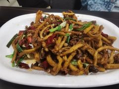 干煸茶树菇-小杨酒家(华苑小区店)