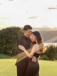 -乐派诗婚纱摄影