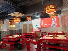 -欠火锅·水牛毛肚·团建聚餐·生日宴(何山路店)