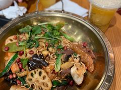 -大食代美食广场(上海中心店)