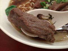 -尊品原汁牛肉面