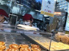 -鲍师傅糕点(江苏路店)