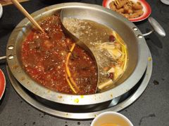 -沸炉重庆老火锅(军事博物馆店)