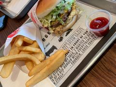 -FATBURGER 特富客汉堡(外交公寓店)