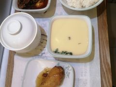 -老乡鸡(上海白玉兰广场店)