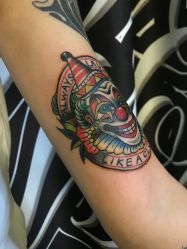 -SNOW TATTOO STUDIO