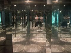 -穹六人间 people 6(岳阳路店)