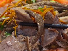 -乡土特色.冷锅鱼.牦牛肉汤锅