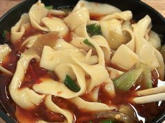 -宝哥杂酱万州面(镋钯街37号院店)