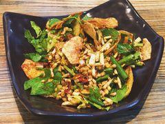 -范二妹独特烧烤夜宵城(宜宾总店)