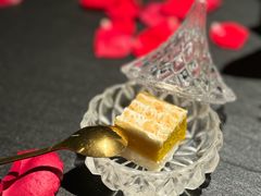 -蟹犇前•帝王蟹雪蟹(陆家嘴店)