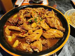 -胖哥俩肉蟹煲(长沙高铁吾悦广场店)
