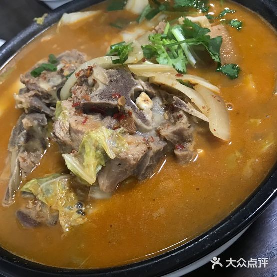 梁记羊肉砂锅(临海分店)
