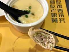 -老娘舅餐厅(黄龙体育中心店)