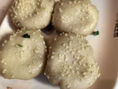 -小杨生煎(百联嘉定购物中心店)