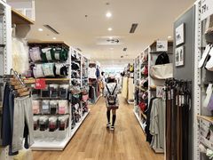 -优衣库(咸宁金诚广场店)