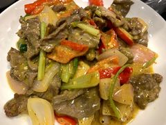 黄芥末酱炒牛肉-乾坤饭店